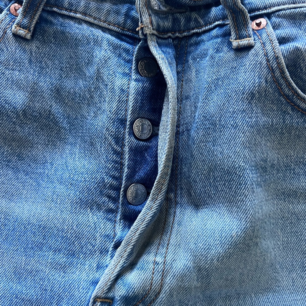 Levi’s Ribcage crop flare button fly Blue Denim Jeans - Picture 9 of 16
